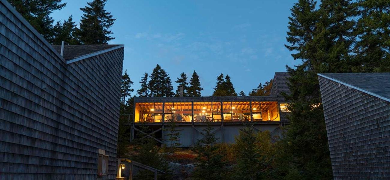 Haystack Mountain School of Crafts Dining Hall. Photo by Ayumi Horie, 2017.
