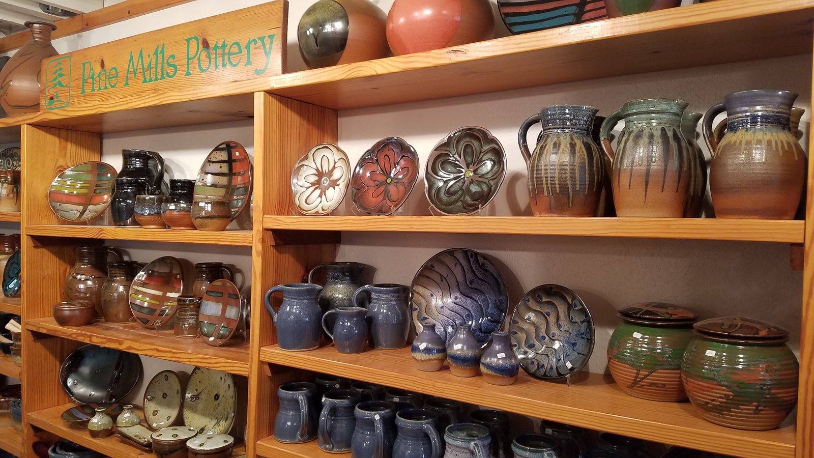 Pine Mills Pottery studio gallery, 2019.