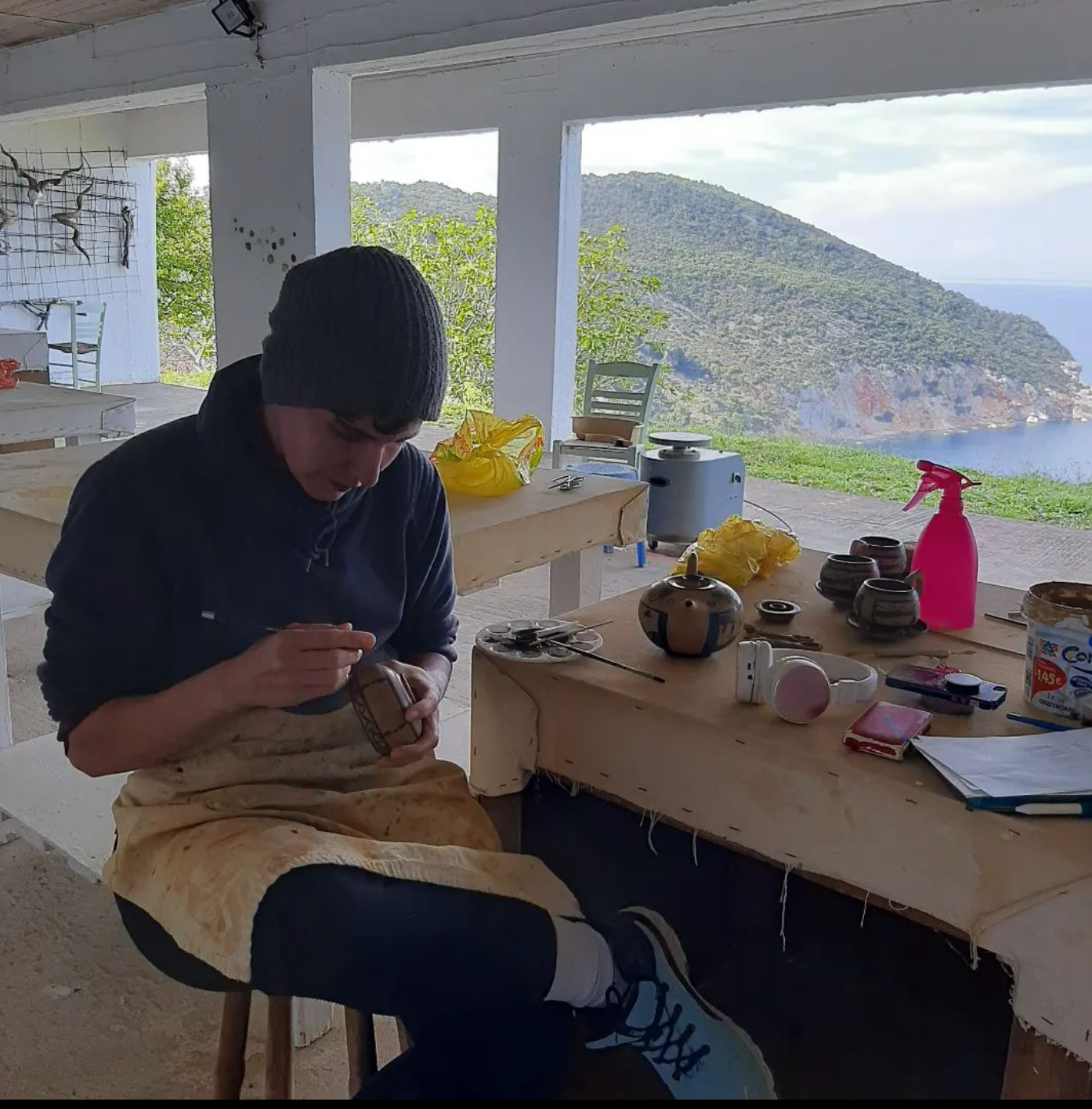 Working in the open air studio. Photo credit: Jill Somer